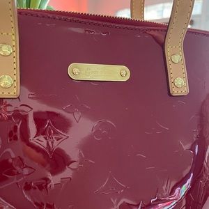 BELLEVUE PATENT LEATHER TOTE